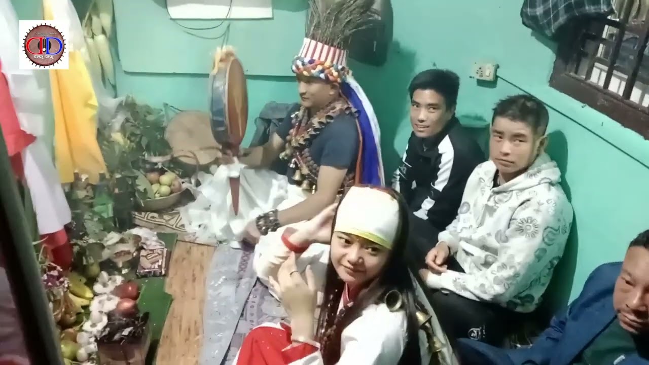 Viral Jhakri of Darjeeling Mangal Pakhrin / दार्जीलिंगको नामी झाक्री / Damfoo Damfoo /