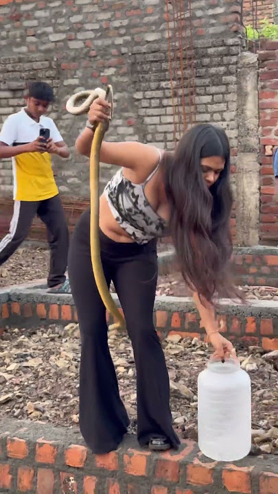 Snake rescue saiba19 viral video #snake
