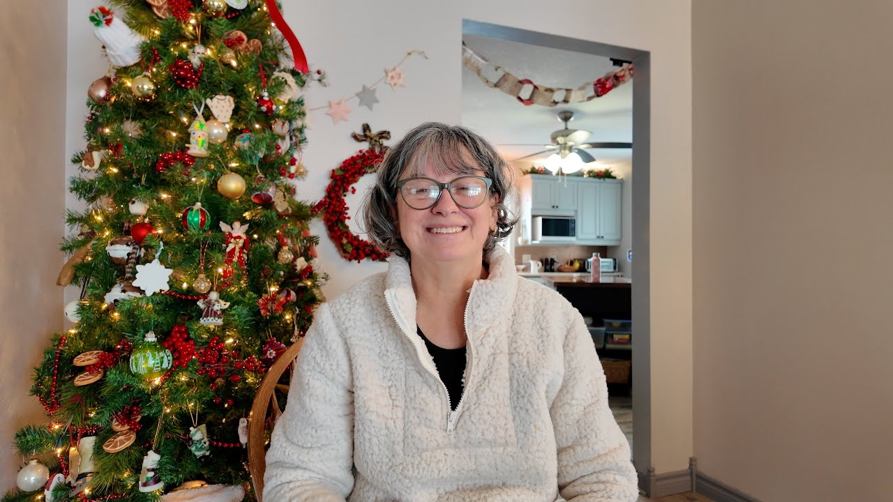 Мой уютный рождественский тур по дому с декором из секонд-хенда, Влогмас №3