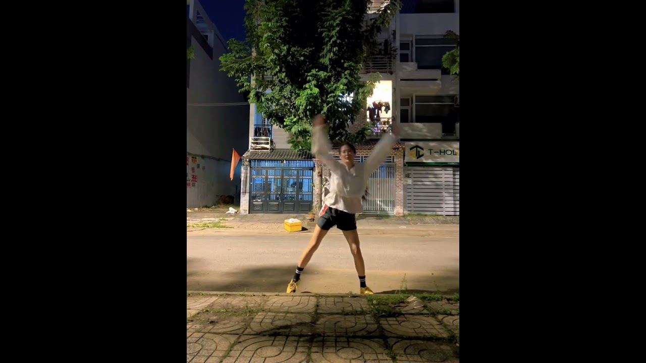 StepHi, giải quyết giảm cân cho các chị nói không có bục, nhà hẹp không có chỗ tập, không có đồ tập 