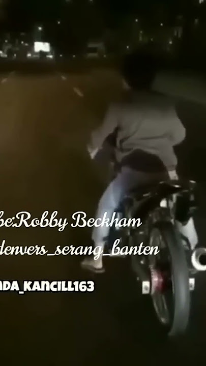 Denis kancil kecelakaan