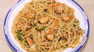 CHICKEN NOODLES RECIPE BY COOKING WITH MARYUM 🥰