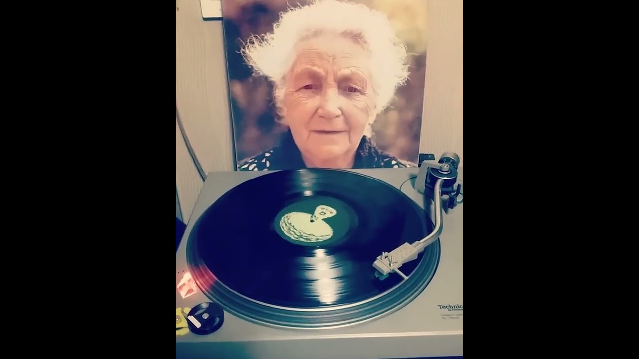 Wallenstein Mother Universe 1972 LP Vinyl. German Krautrock, Prog Rock, Symphonic Rock YouTube