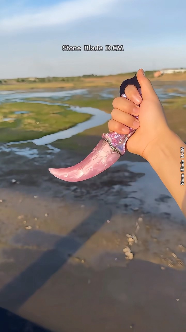レア AKC ジャックナイフ スティレットナイフ クリームソーダ ピンクドラゴン Pink Glass Claw Knife 💗💗 - YouTube