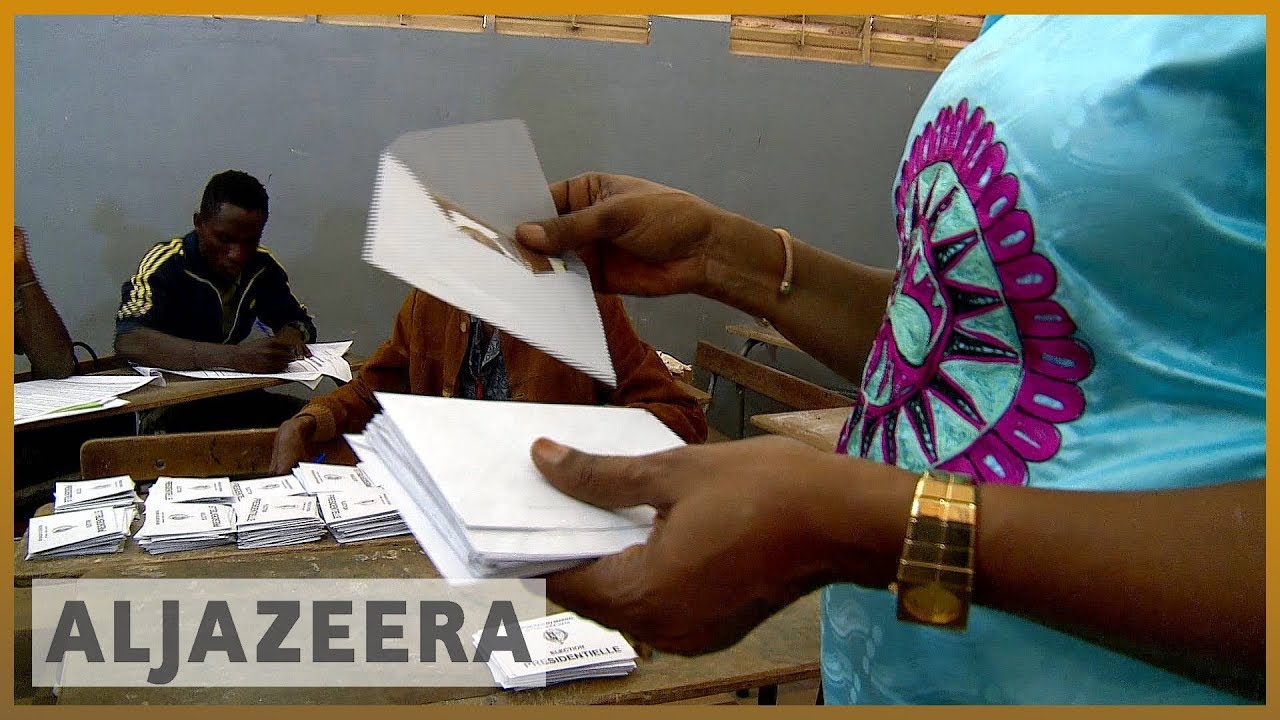 🇸🇳 إغلاق مراكز الاقتراع وبدء فرز الأصوات في الانتخابات الرئاسية السنغالية | الجزيرة الإنجليزية