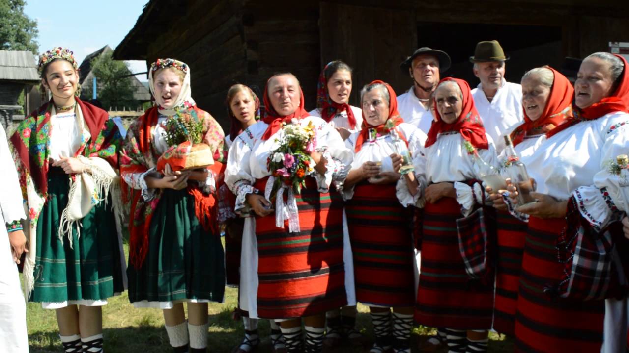 Nunta Traditionala In Sacel Maramures Youtube