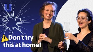 Download Lagu Kan een operazangeres écht een glas breken? MP3 Download Lagu Kan een operazangeres écht een glas breken? MP3