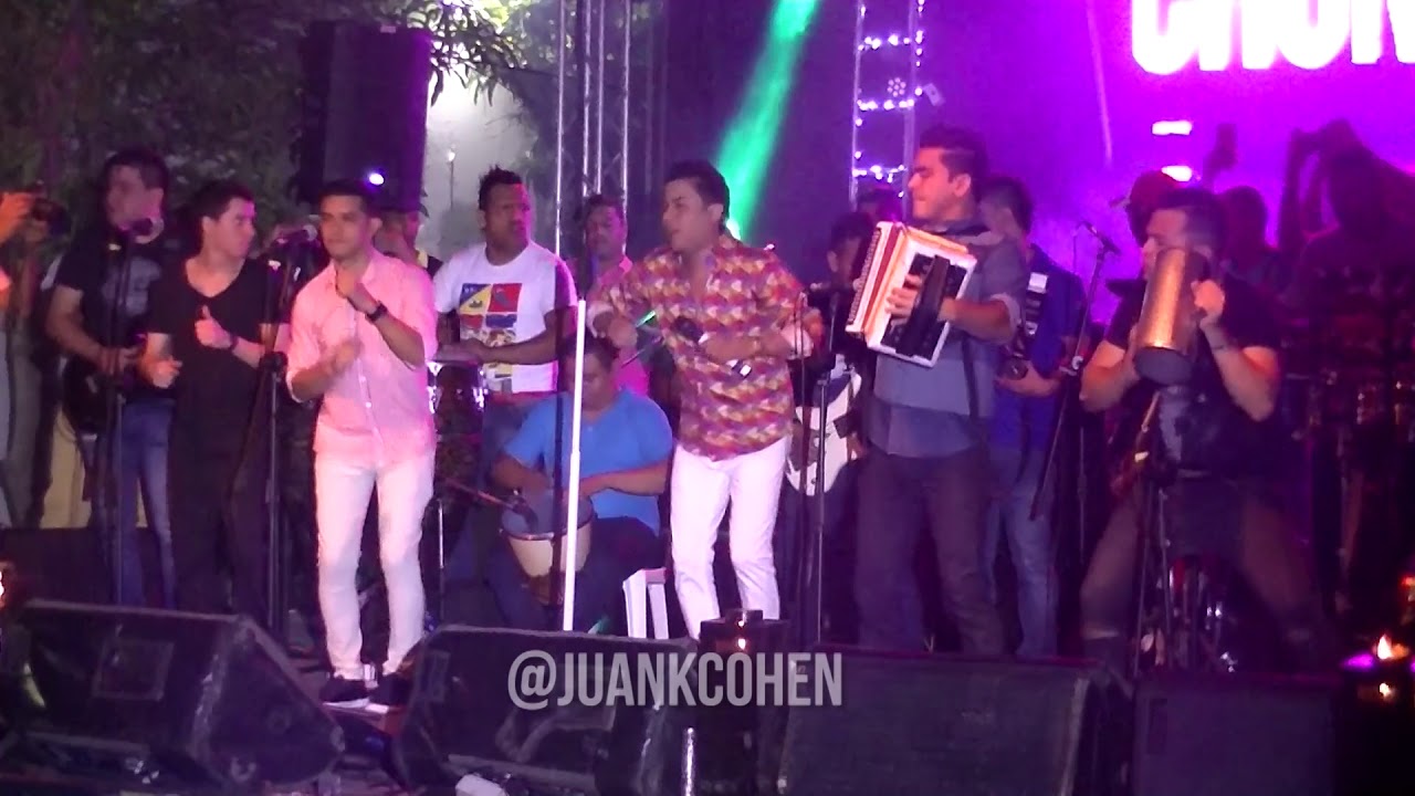 TE LO DIJE CHURO DIAZ EN VIVO