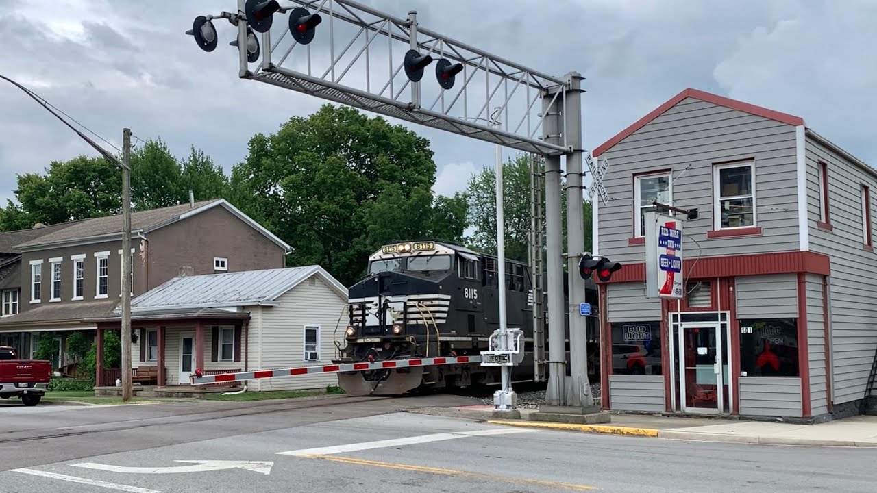 House Next To Mainline Railroad In Eaton Ohio!  How Could You Sleep Here?!  Trains Between Buildings