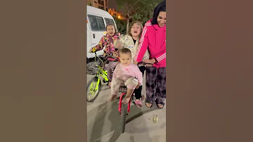 حياه تلعب لعجلة 