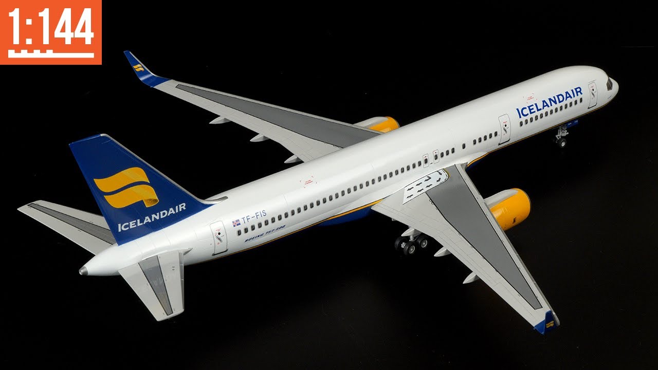 Boeing 757-200 Icelandair. Сборка модели самолёта 1:144