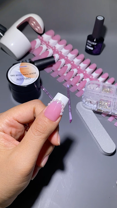 Nail Tutorial | How to Use Nail Glue for Nail Tips #gellen #nailart #naildesigns #gelnatips