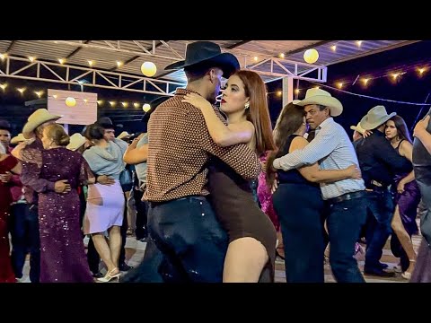 Baile con la