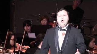 Paul Potts performs Forbidden Colours in Busan, south korea