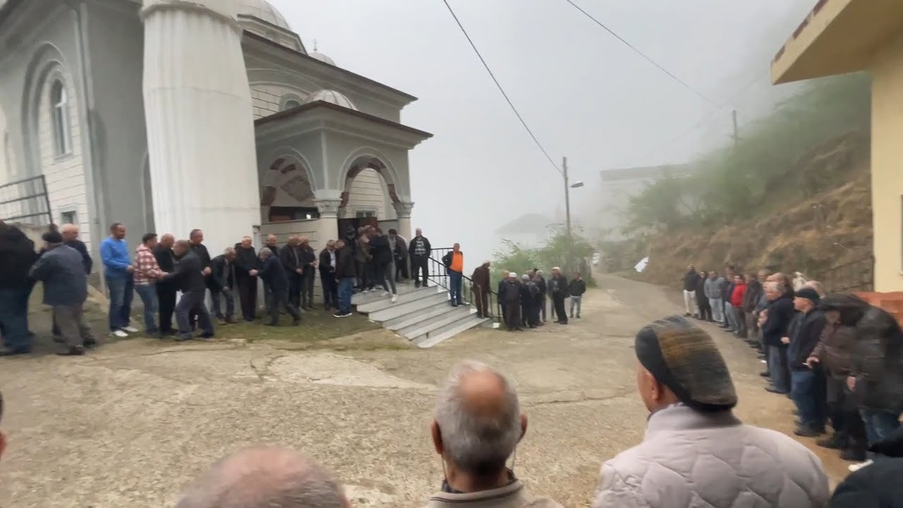 Kuzgun Köyünde Bayram günü/namaz sonrası bayramlaşma ,ziyaretler, manzaralar/10.04.2024