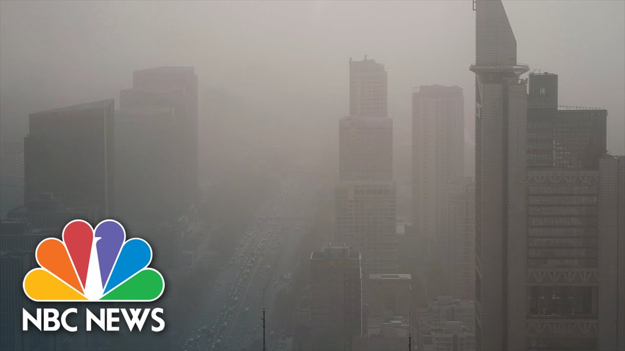 Watch: Sandstorms force Beijing to issue pollution health warning