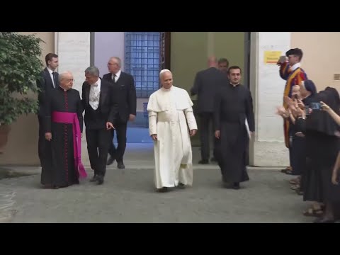 Video Leone nel palazzo apostolico dopo inaugurazione dell'anno giudiziario vaticano