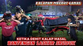 BANTENGAN LASKAR SRUDUK MBEROT GANAS,, PENONTON BERLARIAN DIKEJAR BANTENG
