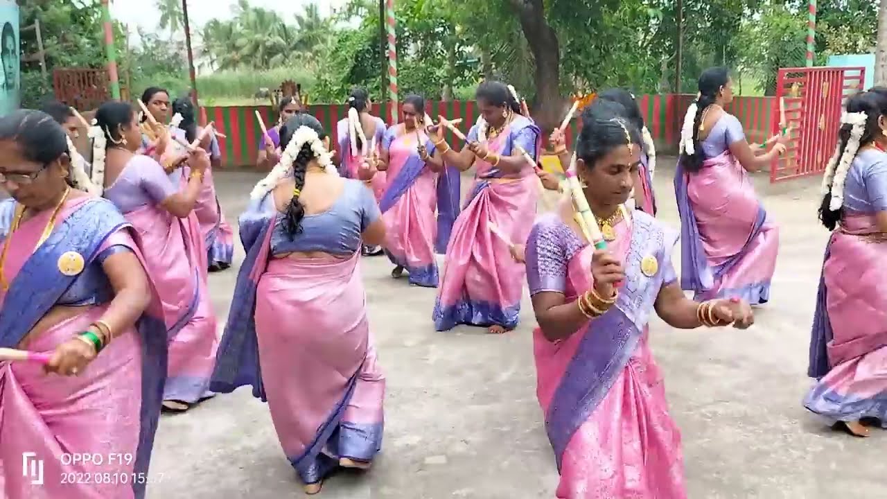 Pallo pandugalu  kolatam song  kolatamtelugusongs  dancecover  devotion  enjoy panduga