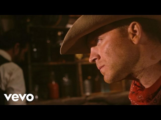 Justin Moore - You Look Like I Need A Drink