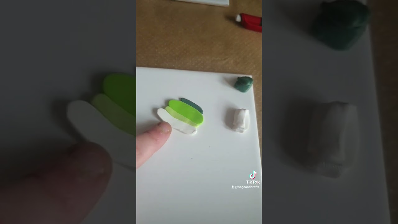 polymerclay cane tutorial... leaves part ? 