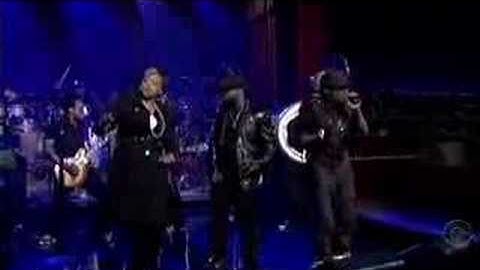 The Roots - Rising Up (live on Late Night w/David Letterman)