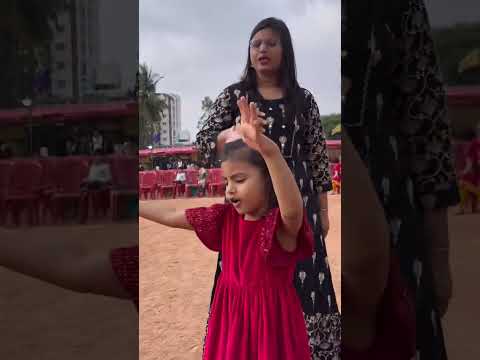 Aru ka dono baloon aasman m ud gaya mele m ? | mumma gussa ho gai