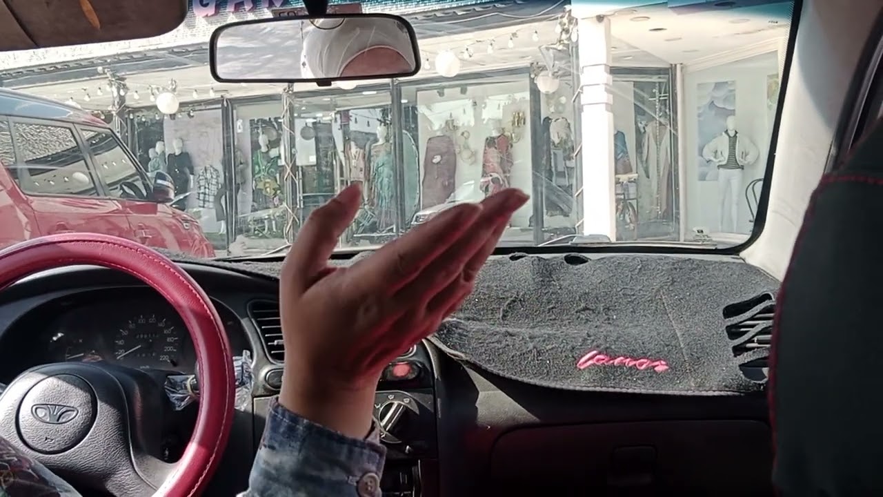 الخروج من الركنه اللى بالوجه هاطلع بالظهر علي شارع رئيسي