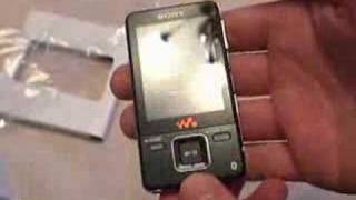 Sony NWZ-A820 Walkman unboxed and previewed - YouTube