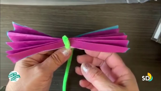 How to Make Large Tissue Paper Flowers 