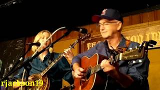 Video thumbnail of "Carl Jackson and Ashley Campbell: "Gentle On My Mind," at the Station Inn"