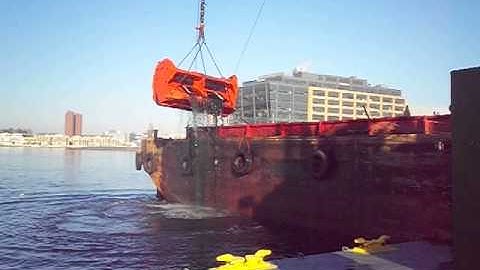 Clamshell Dredging