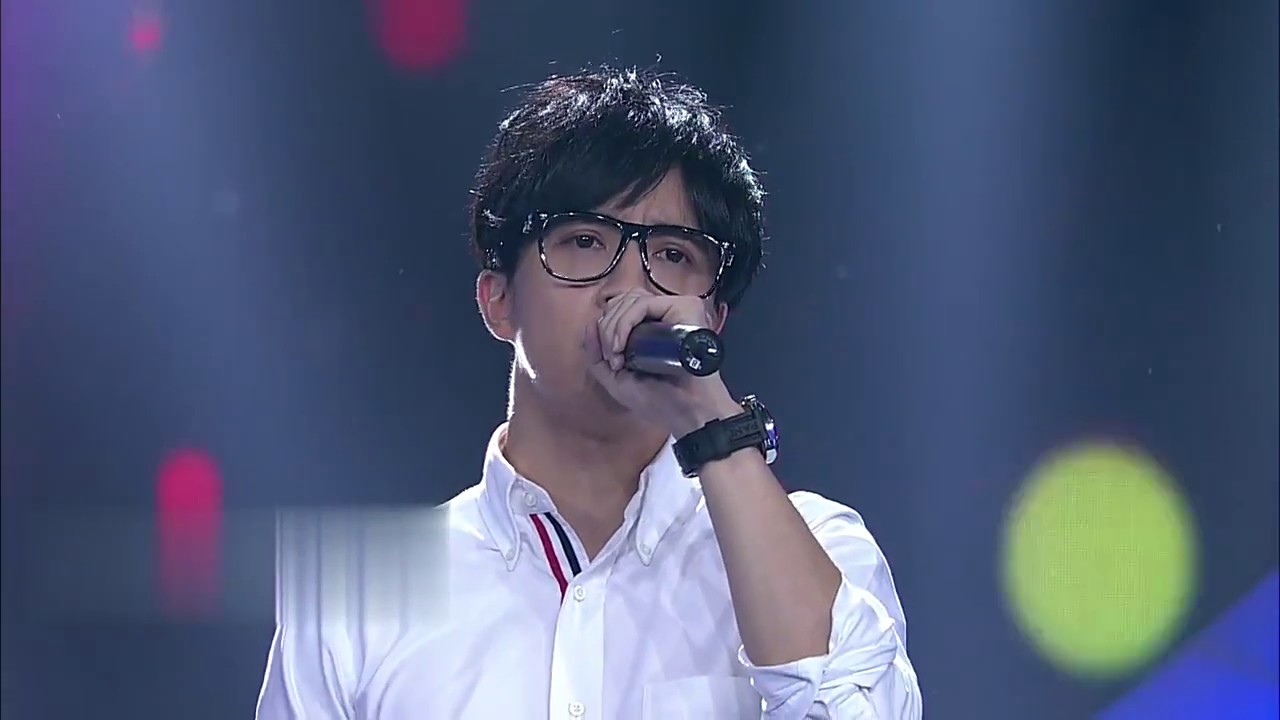 薛之谦《演员》2015偶滴歌神啊现场 - YouTube