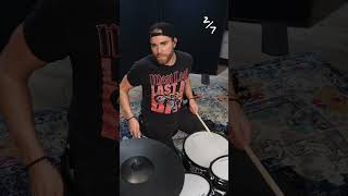 Thumbnail for Drummer Yells ‘Full Send’ Before Insane Blink-182 Drum Solo 🥁 #drumeo #mikesleath #travisbarker
