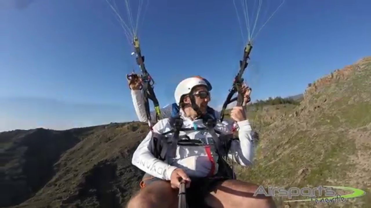 Bay đôi dù lượn - Tandem paragliding above Costa Adeje - Tenerife