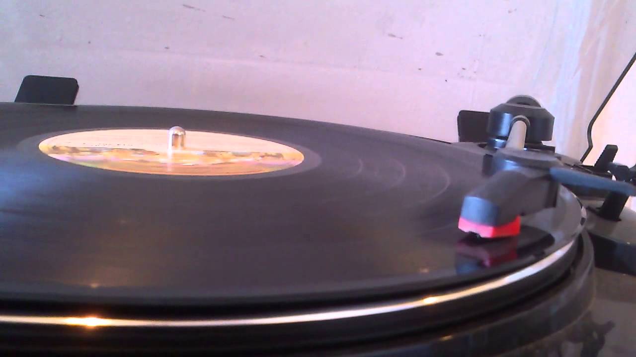 KISS Exciter (Lick it up 1983) YouTube