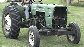 1250 OLIVER TRACTOR - FOR SALE