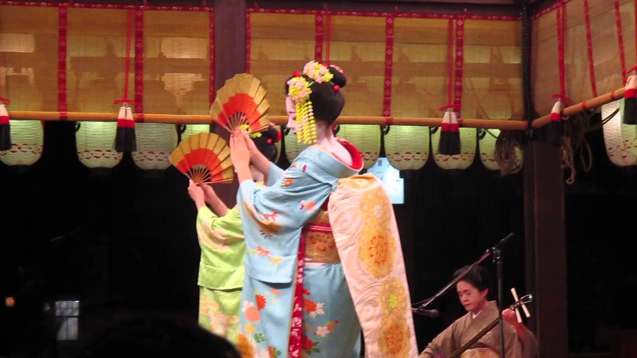 京都東山花燈路八坂神社先斗町藝妓表演 Youtube