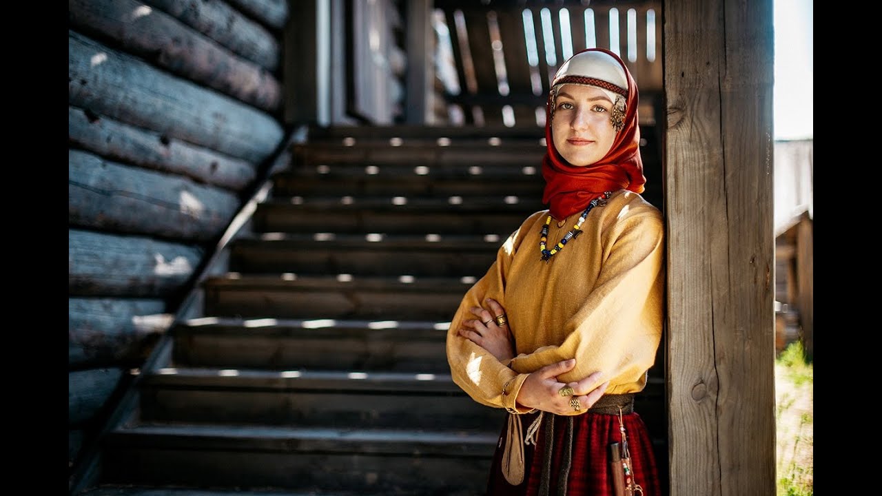 "Средневековое жилище северо-западной Руси" - YouTube