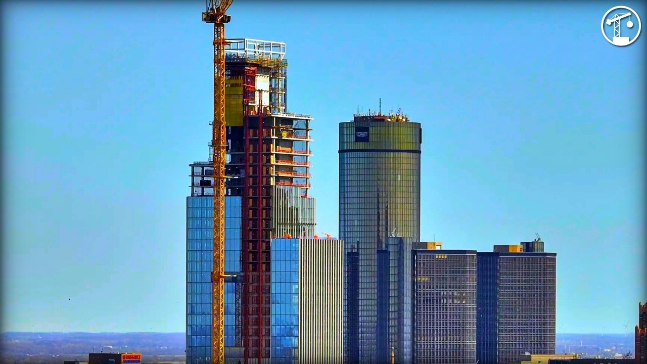 Detroit’s $1.4B Tower That Broke the RenCen