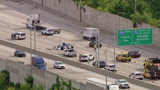 Deadly crash closes lanes along SB I-294 in Des Plaines