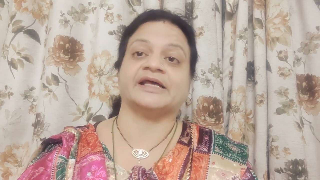 Holika mae kya cheeze dale