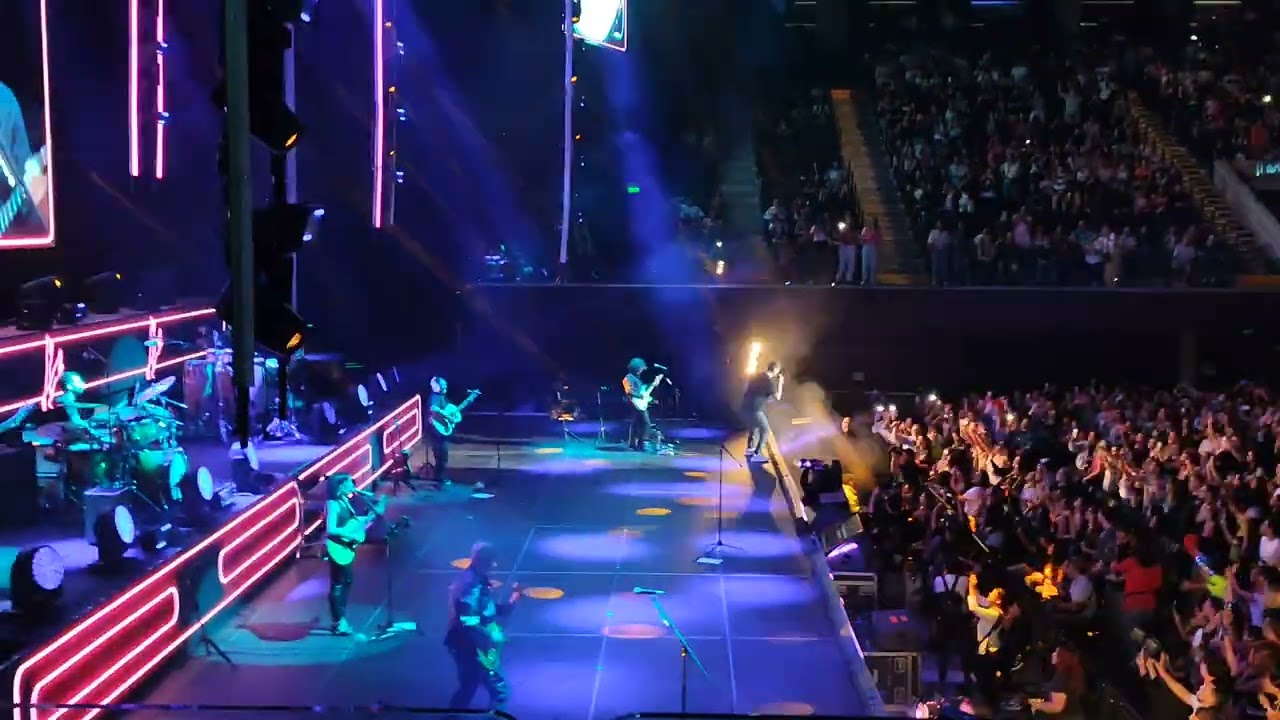 Melendi - Piratas Del Bar Caribe (En Vivo) en el Movistar Arena | Argentina 02.03.24