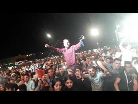 جمهور مهرجان تيميتار يتفاعل مع اغاني رضى الطالياني