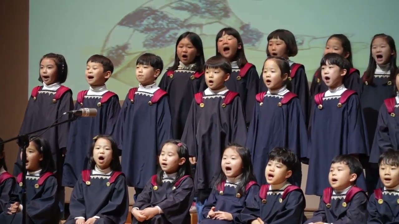 새그린유치원 졸업식 - 흰수염고래 -YB