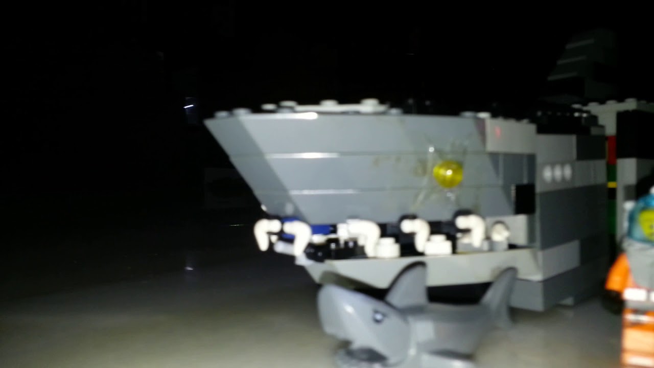 lego megalodon