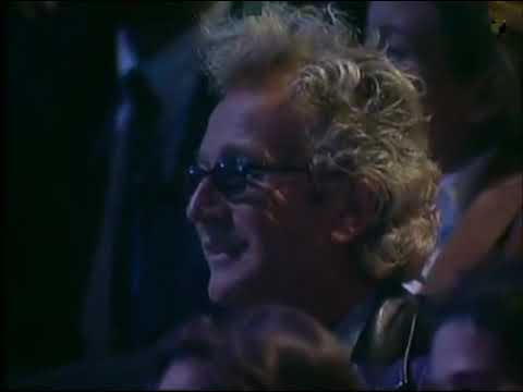 Belle Notre Dame De Paris مترجمة