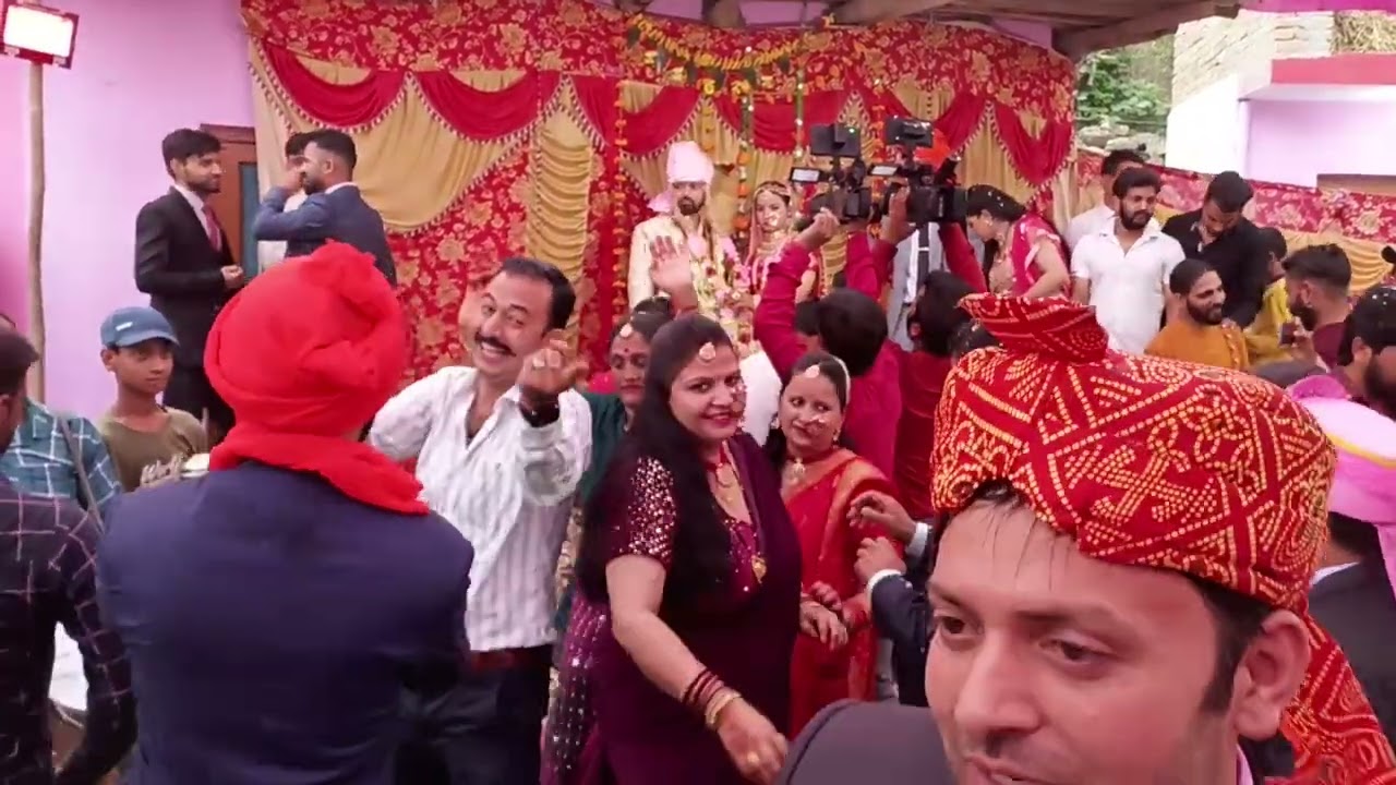 #Bhaderwahi marriage dance. #Marriage video #Marriage at Chinta valley