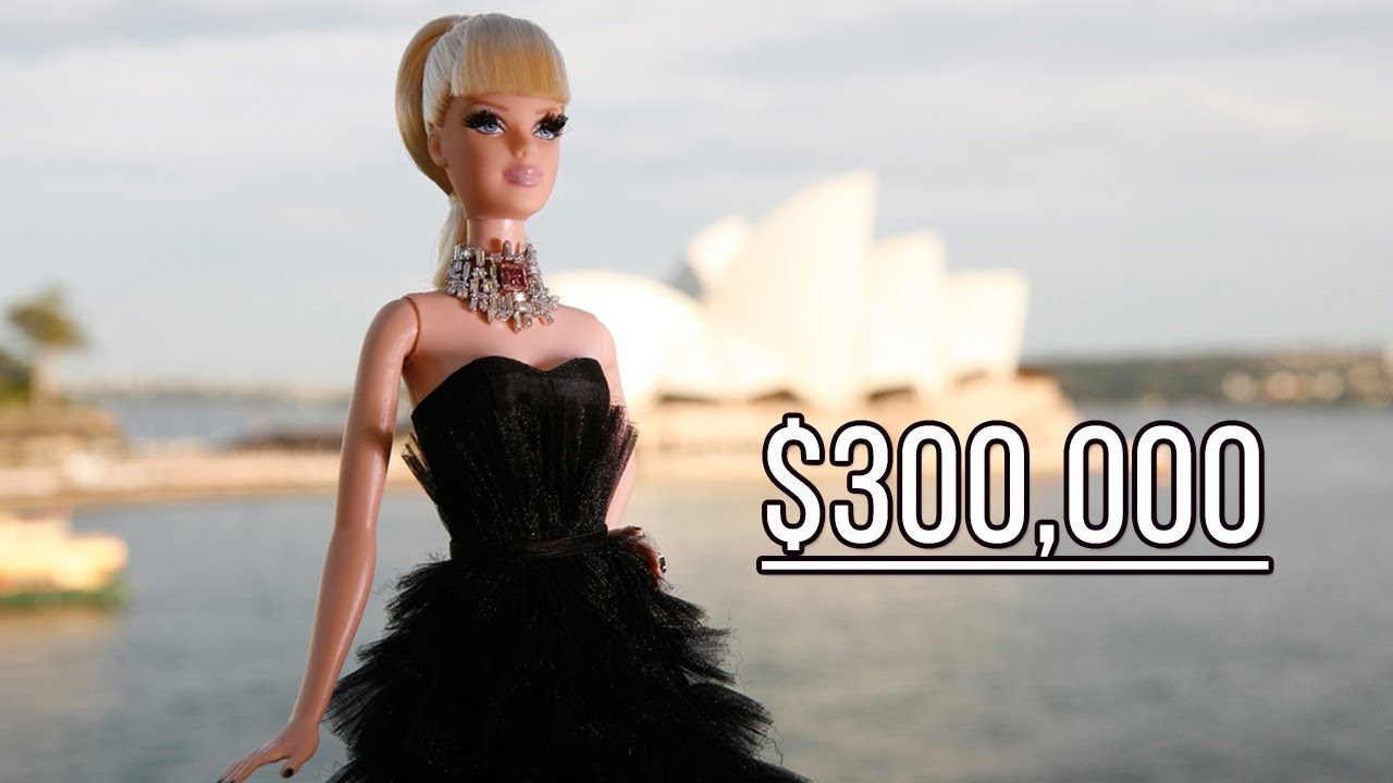 konvertering klasse fly Expensive Barbies | Top 5 Most Expensive Barbie Dolls In The World 2018 -  YouTube