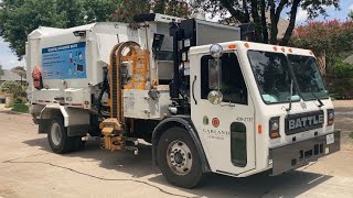 Garland TX: 2737 Battle Motors Labrie Automizer Alley Hand picking up recycling in the afternoon ♻️